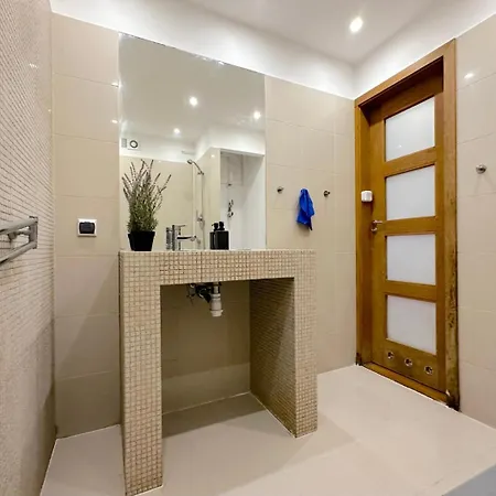 Deer - 5 Minutes To Molo & Seaside Rum i privatbostad